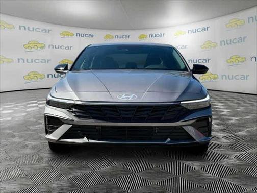 2025 Hyundai ELANTRA HEV SEL