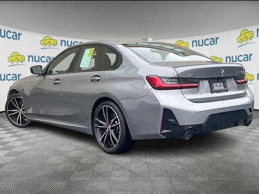 2023 BMW 330 i xDrive