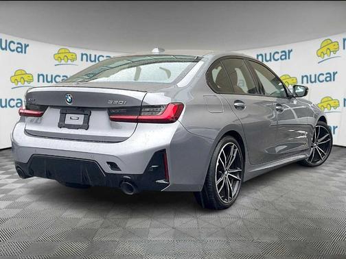 2023 BMW 330 i xDrive