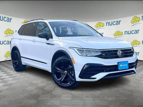 2023 Volkswagen Tiguan 2.0T SE R-Line Black