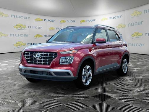 2024 Hyundai VENUE Limited