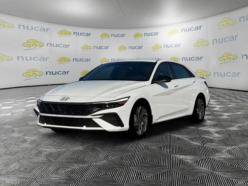 2025 Hyundai ELANTRA HEV SEL