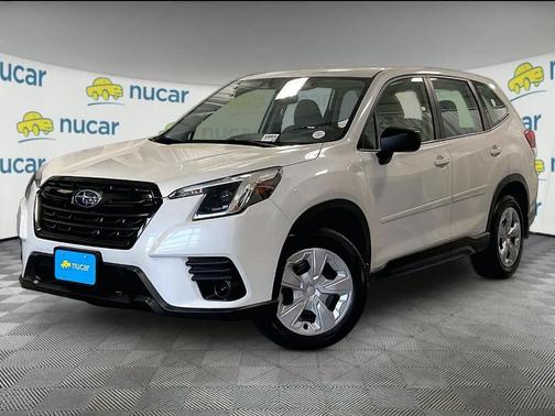 Crystal White Pearl 2023 Subaru Forester