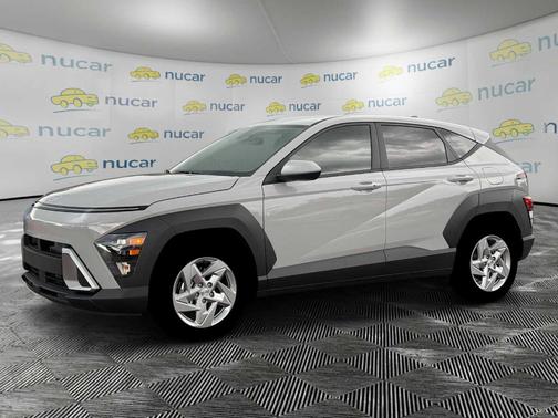 2026 Hyundai KONA SE