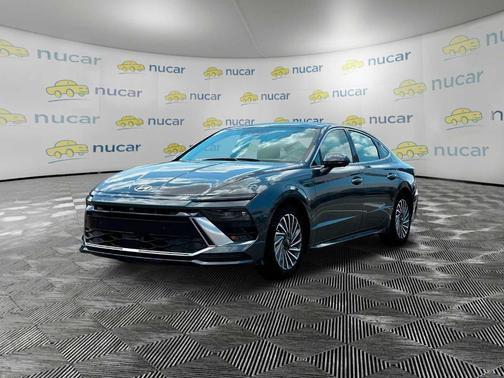 2024 Hyundai SONATA Hybrid Limited