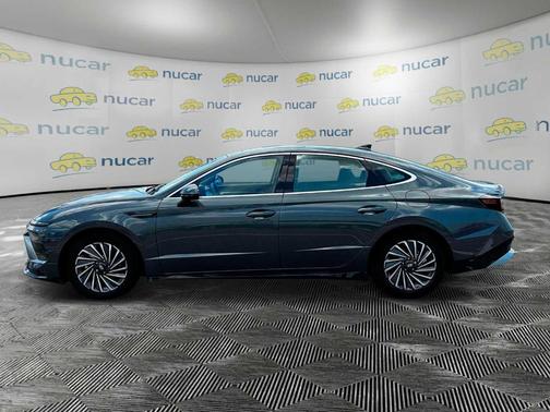 2024 Hyundai SONATA Hybrid Limited