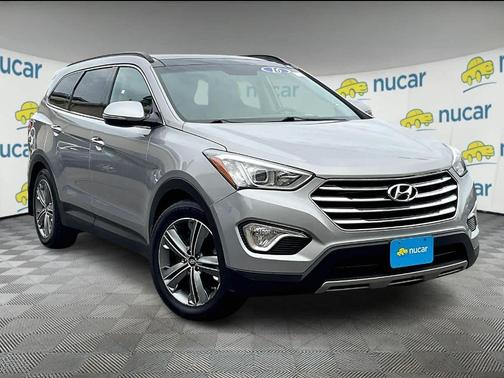 2016 Hyundai SANTA FE SE