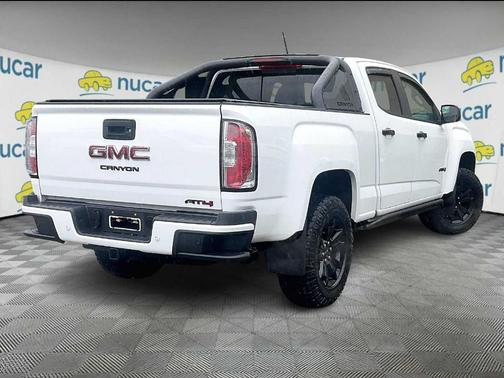 2022 GMC Canyon AT4