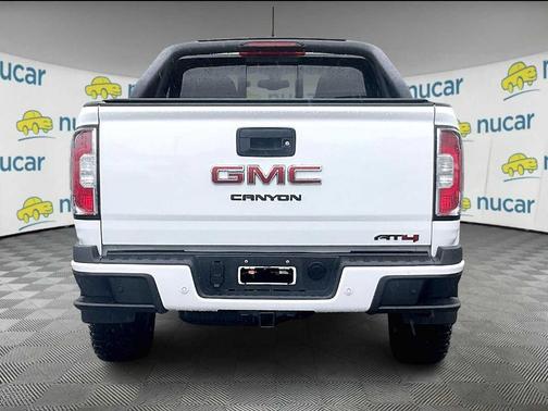 2022 GMC Canyon AT4