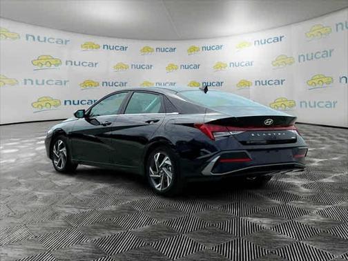 2025 Hyundai ELANTRA HEV Limited