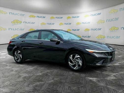 2025 Hyundai ELANTRA HEV Limited