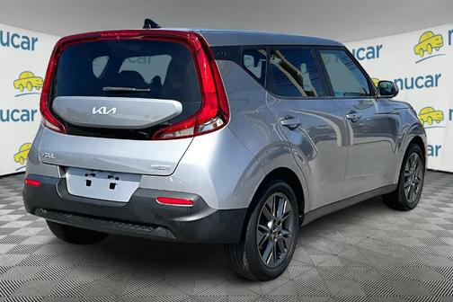 2022 Kia Soul EX