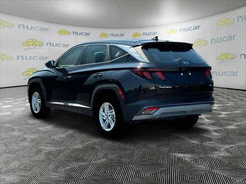 2025 Hyundai TUCSON SE