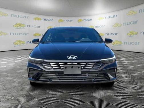 2025 Hyundai ELANTRA HEV SEL