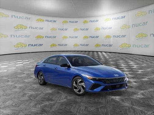 2026 Hyundai ELANTRA SEL