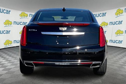 2016 Cadillac XTS Luxury Collection