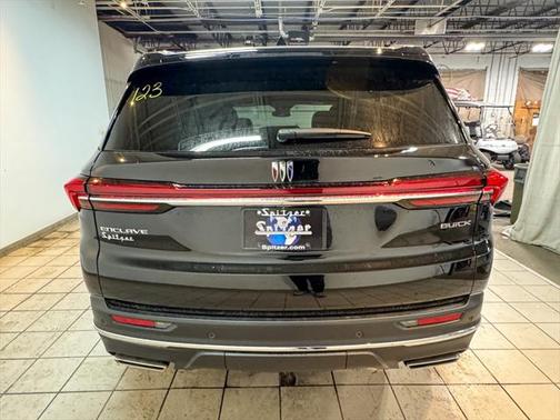 2025 Buick Enclave Preferred FWD