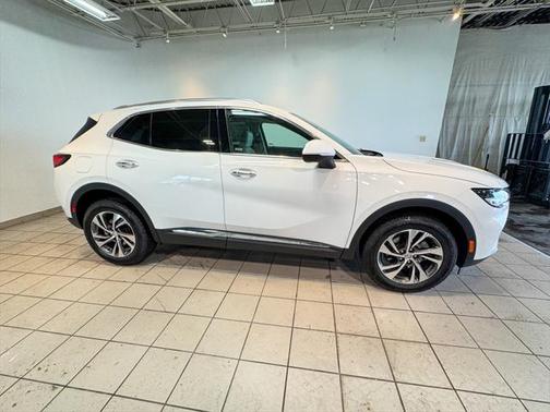 2023 Buick Envision Essence FWD