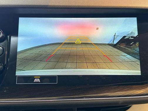 2023 Buick Envision Essence FWD