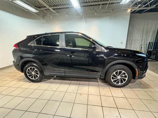 2024 Mitsubishi Eclipse Cross ES