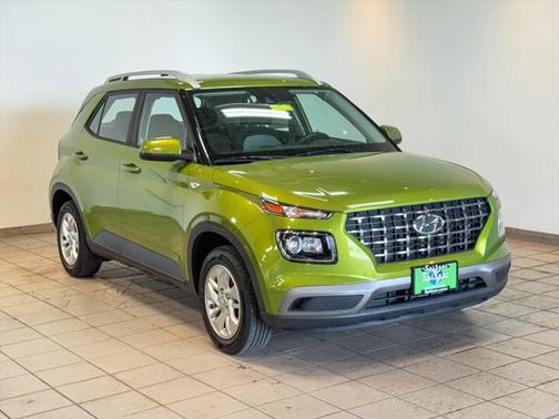 2020 Hyundai VENUE SEL