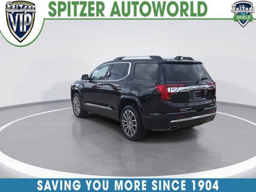 2022 GMC Acadia Denali