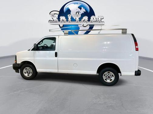 2017 GMC Savana 3500 Work Van