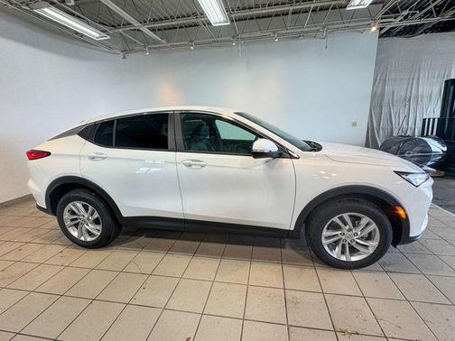 2025 Buick Envista Preferred FWD