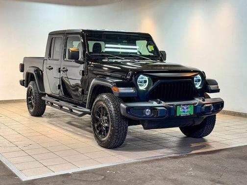 2022 Jeep Gladiator Altitude 4x4