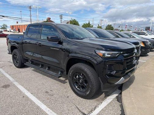 Black 2025 Chevrolet Colorado Z71