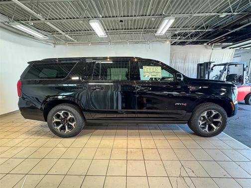 2025 GMC Yukon XL 4WD AT4 Ultimate