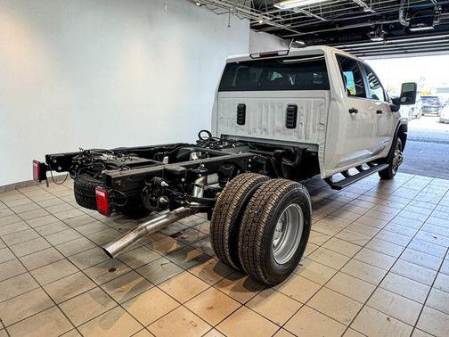 2026 GMC Sierra 3500 Base