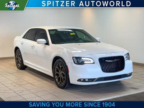 2016 Chrysler 300 S