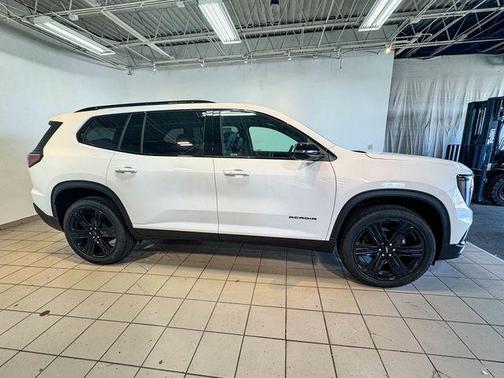 2026 GMC Acadia Elevation AWD