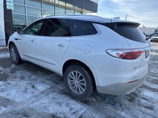2023 Buick Enclave Essence AWD