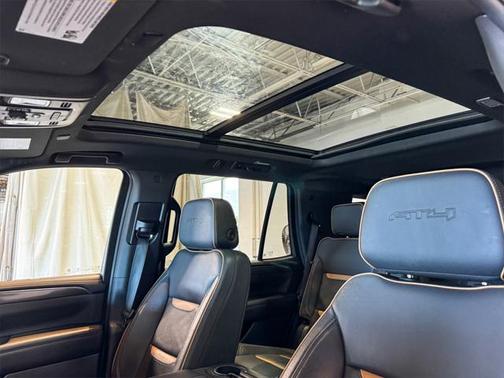 2024 GMC Yukon 4WD AT4