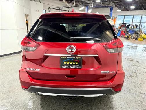 2020 Nissan Rogue SV