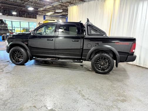 2019 RAM 1500 SLT