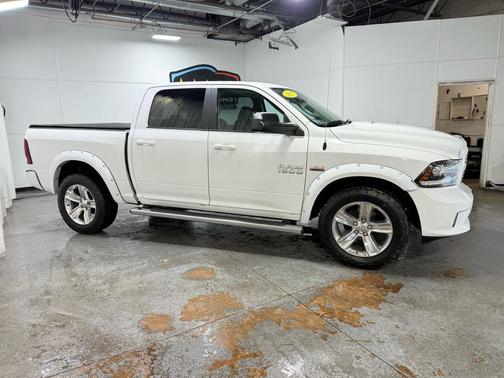 2017 RAM 1500 Sport