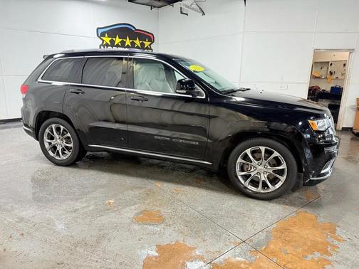 2020 Jeep Grand Cherokee Summit
