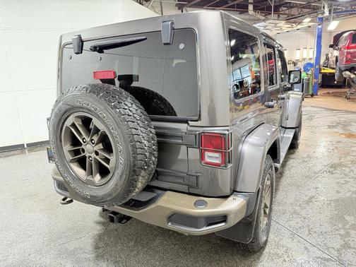 2017 Jeep Wrangler Unlimited Sahara