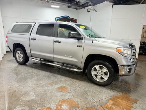 2016 Toyota Tundra SR5