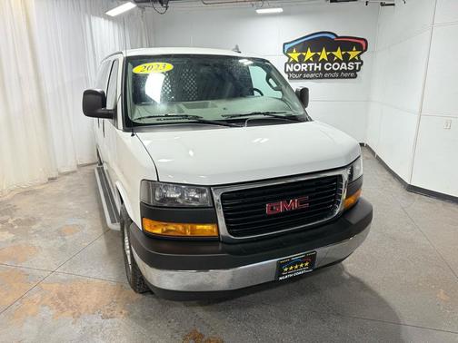 2023 GMC Savana 2500 Work Van
