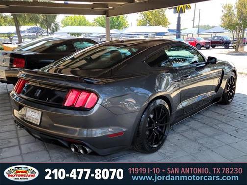 2016 Ford Shelby GT350 Base