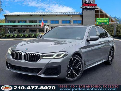 Skyscraper Gray Metallic 2023 BMW 540 i
