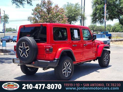 Firecracker Red Clearcoat 2025 Jeep Wrangler 4-Door Sahara 4x4