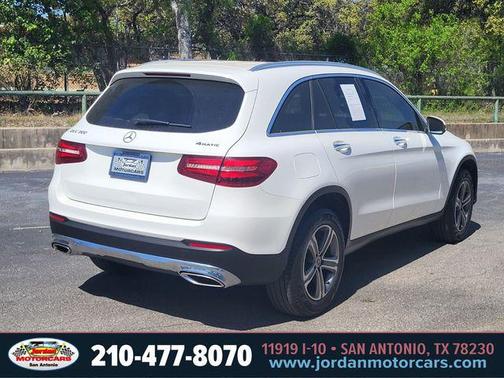 2017 Mercedes-Benz GLC 300 4MATIC