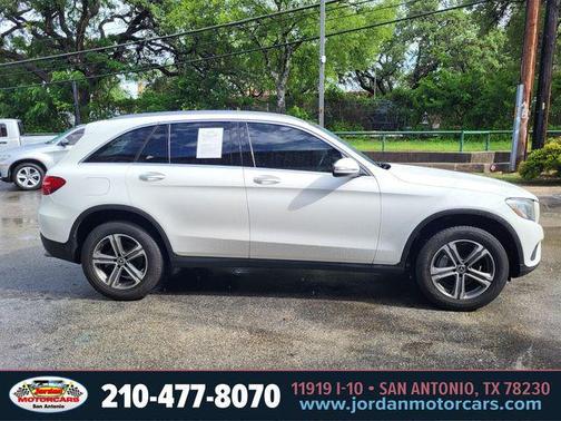 Polar White 2017 Mercedes-Benz GLC 300 4MATIC