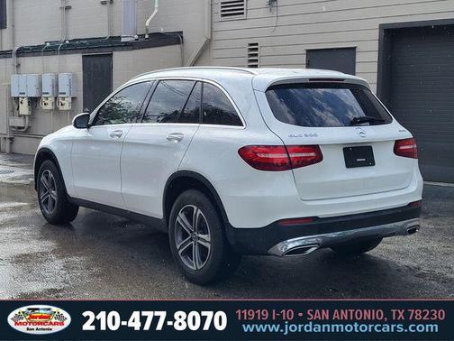 Polar White 2017 Mercedes-Benz GLC 300 4MATIC
