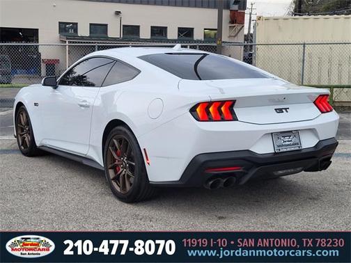 2024 Ford Mustang GT Premium